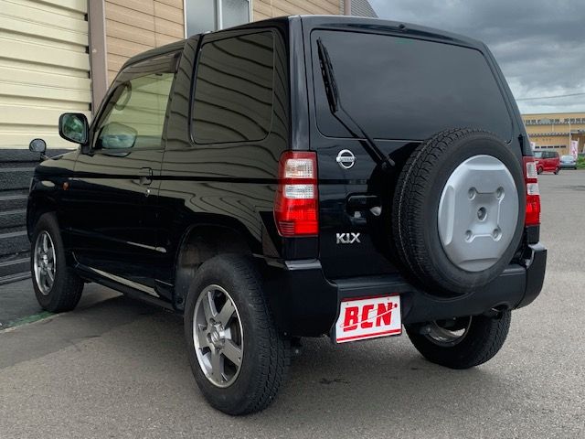 Nissan KIX 2012-07 6885-2