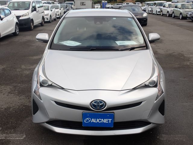 Toyota PRIUS 2016-11 193773-4