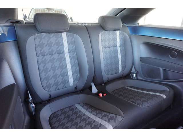 VolksWagen THE BEETLE 2018-11 4361-17