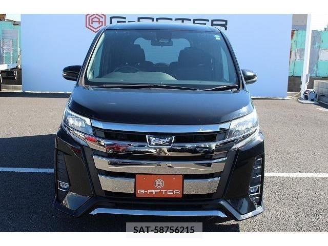 Toyota NOAH 2017-12 215815-5