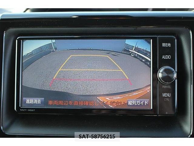 Toyota NOAH 2017-12 215815-2