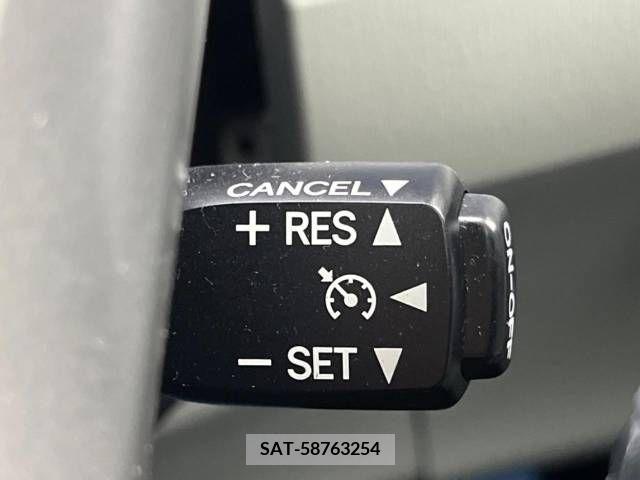 Toyota PRIUS 2012-06 382599-4