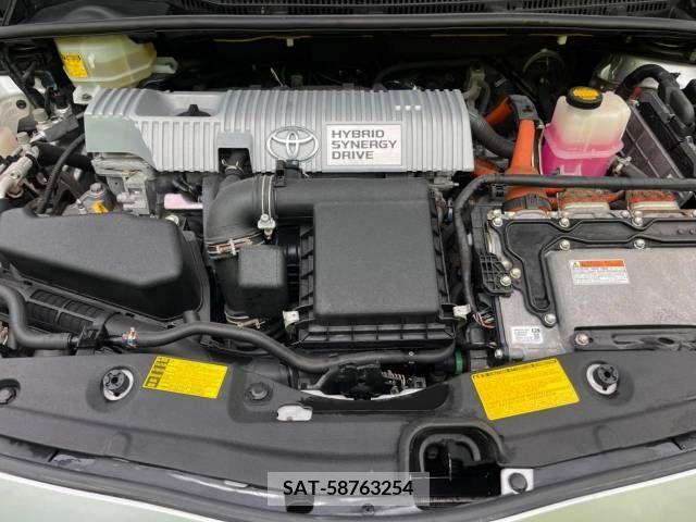 Toyota PRIUS 2012-06 382599-16