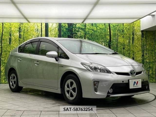 Toyota PRIUS 2012-06 382599-14