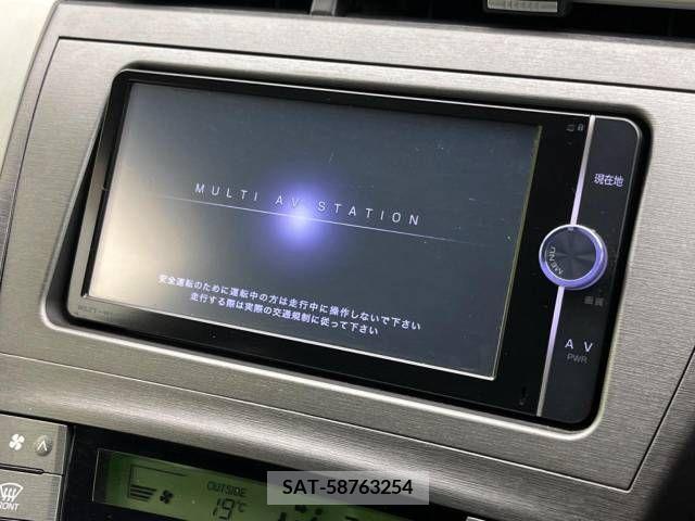 Toyota PRIUS 2012-06 382599-2