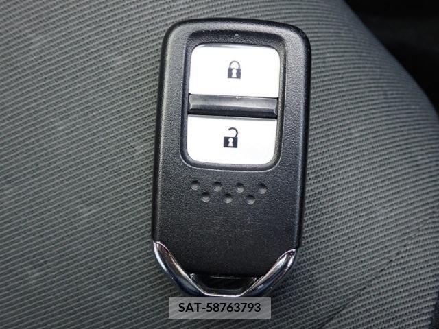 Honda FIT 2021-01 330399-27