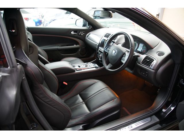 Jaguar XK SERIES 2013-11 16504-8