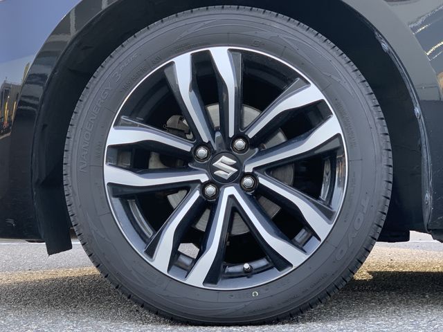 Suzuki SWIFT 2014-10 13700-27