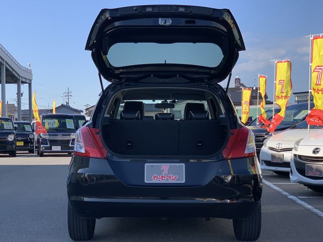 Suzuki SWIFT 2014-10 13700-22