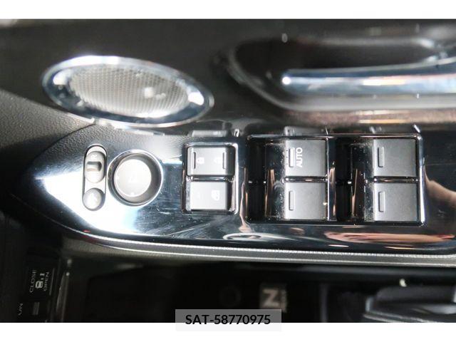Honda N BOX CUSTOM 2017-10 364894-17