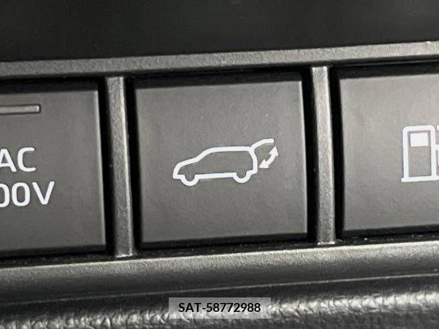 Toyota PRIUS 2023-05 281992-6