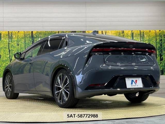 Toyota PRIUS 2023-05 281992-17