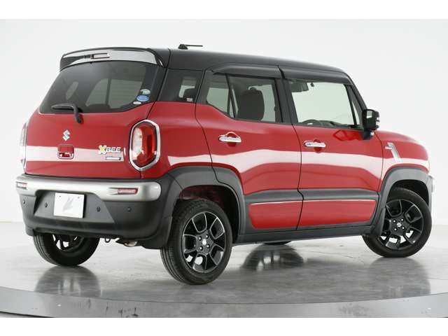 Suzuki X BEE 2018-05 22753-4