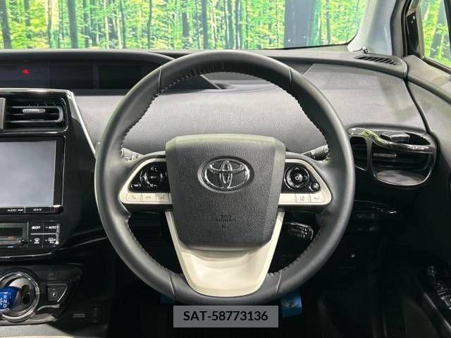 Toyota PRIUS 2016-08 346989-11