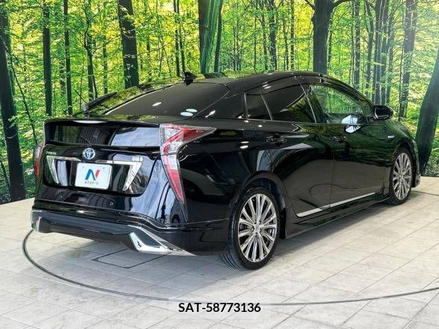 Toyota PRIUS 2016-08 346989-17
