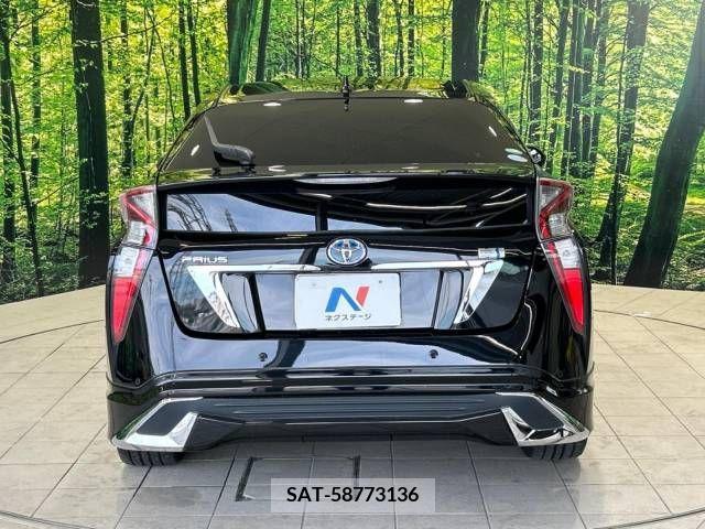 Toyota PRIUS 2016-08 346989-15