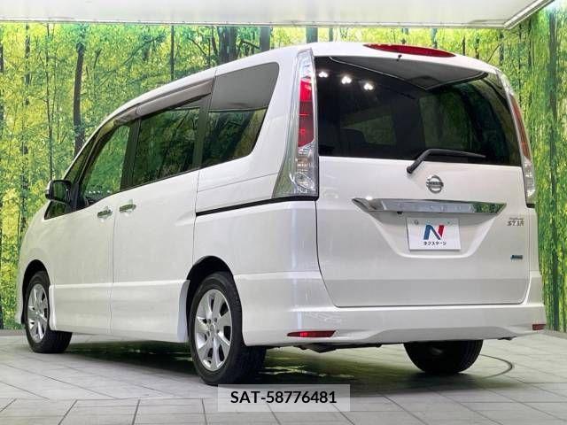 Nissan SERENA 2011-11 335687-18