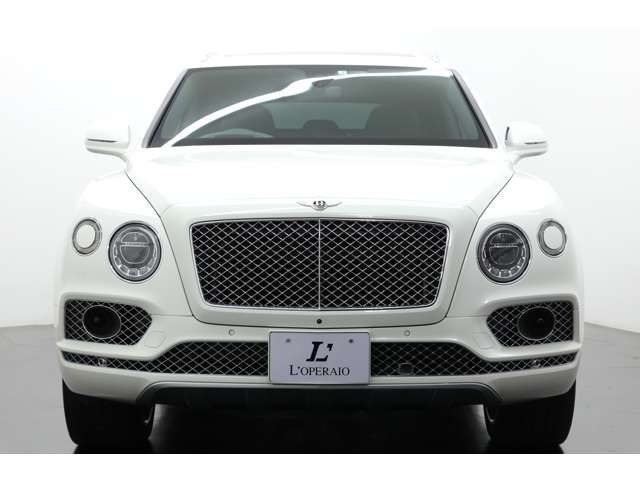 Bentley BENTAYGA 2017-04 23701-16