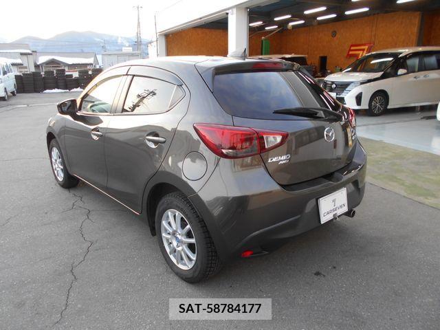 Mazda DEMIO 2016-03 214761-7