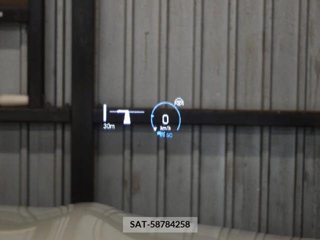 Mercedes Benz E-CLASS 2018-05 227285-16