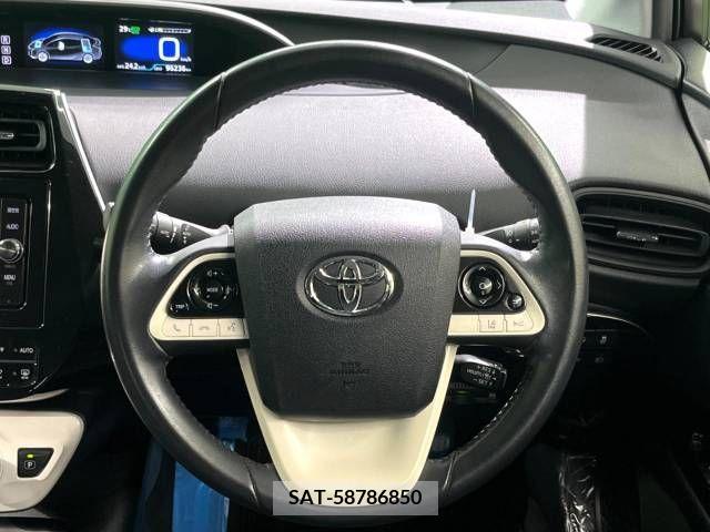 Toyota PRIUS 2017-03 393312-11