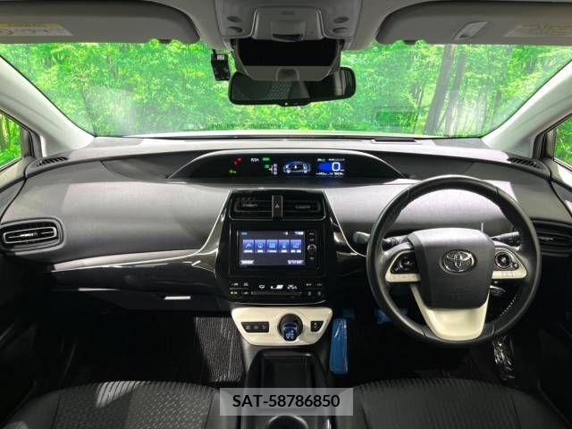 Toyota PRIUS 2017-03 393312-1