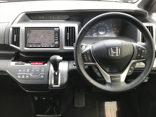 Honda e 2012-06 6458-1