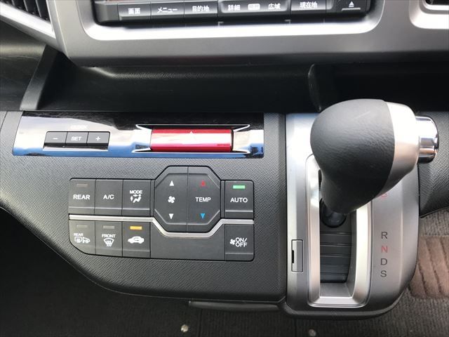 Honda e 2012-06 6458-18