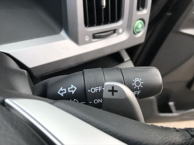 Honda e 2012-06 6458-21