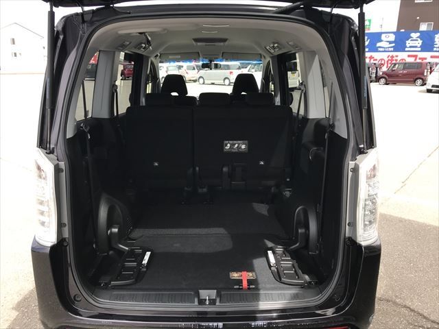 Honda e 2012-06 6458-14