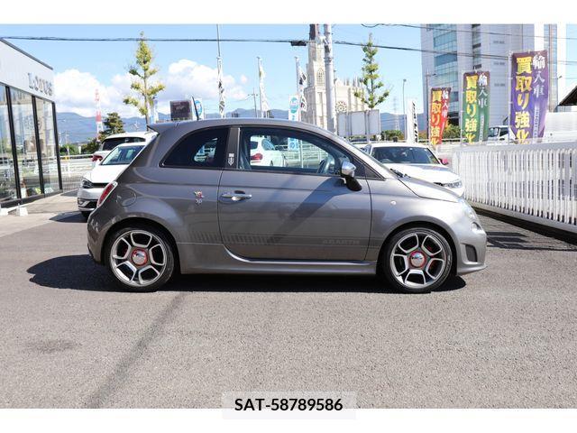 Abarth 595 2013-03 270788-3