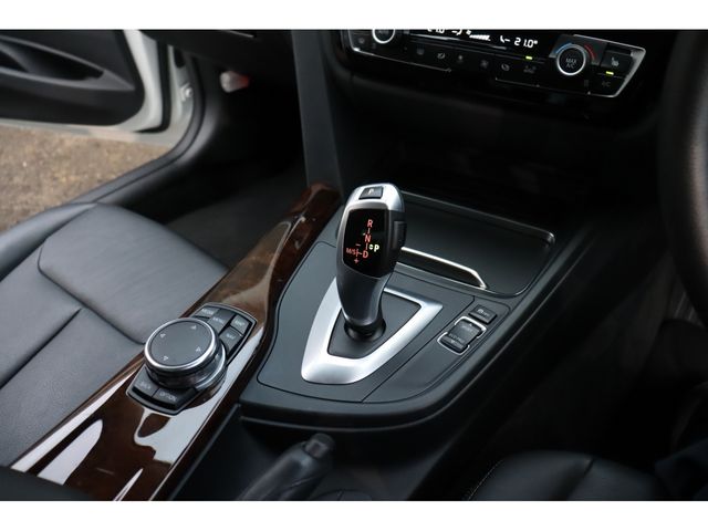 Bmw 3 SERIES 2017-01 24380-6