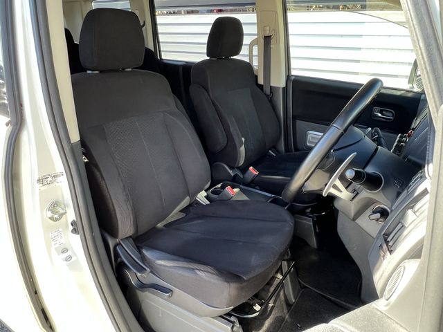 Mitsubishi DELICA D5 2016-01 191005-6