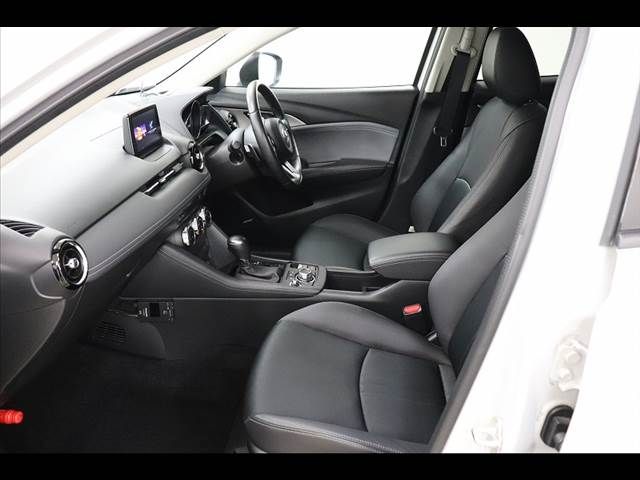 Mazda CX-3 2018-08 11785-11