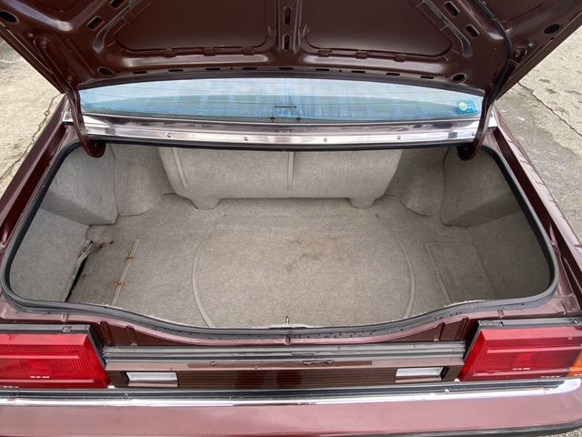 Nissan GLORIA HARDTOP 1982-09 20278-16