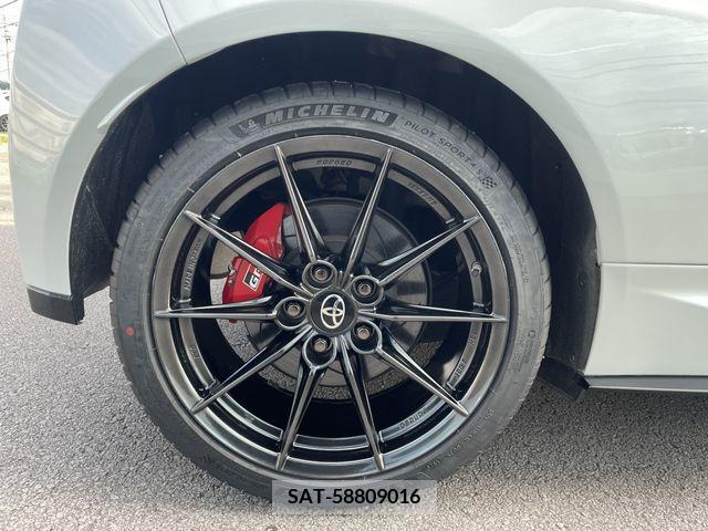 Toyota YARIS 2021-02 355015-26