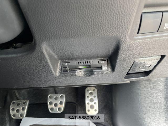 Toyota YARIS 2021-02 355015-19