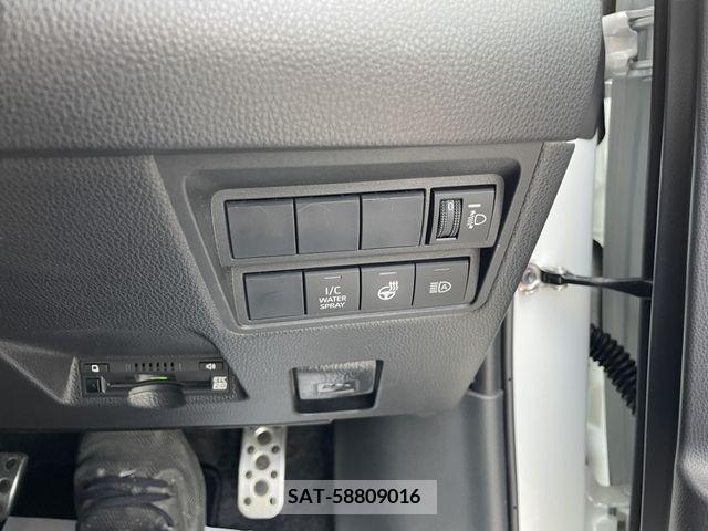 Toyota YARIS 2021-02 355015-18