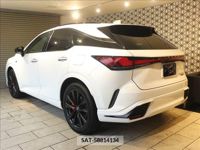 Lexus RX 2023-03 275872-1