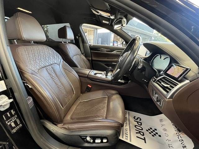 Bmw 7 SERIES 2018-06 15348-4