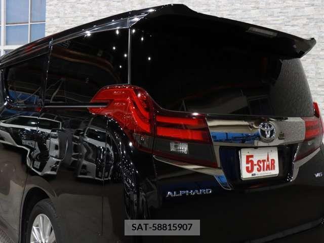 Toyota ALPHARD 2016-10 372369-11