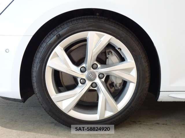 Audi A4 2019-09 292556-6
