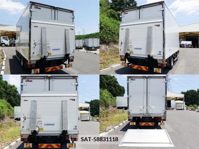 Mitsubishi CANTER 2017-06 302630-6