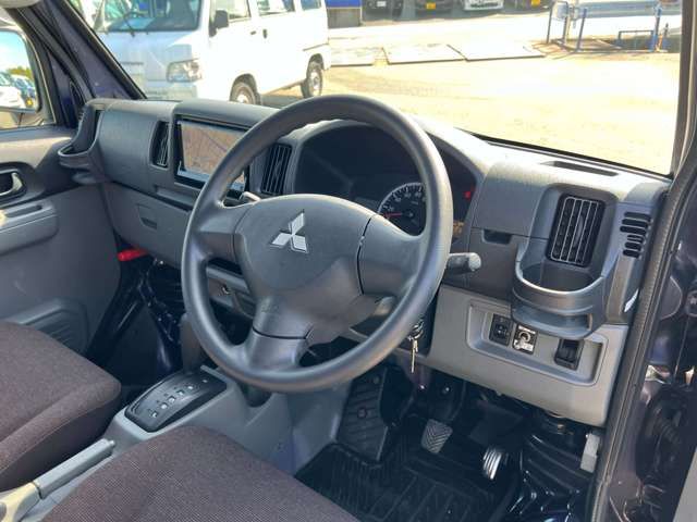 Mitsubishi MINICAB VAN 2011-11 25253-18