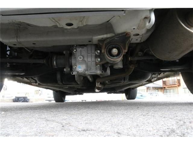 Suzuki SWIFT 2018-09 20795-16