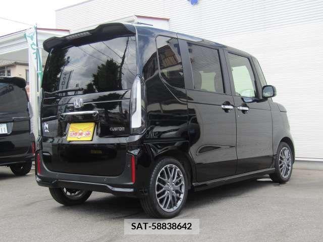 Honda N BOX CUSTOM 2024-04 307542-4
