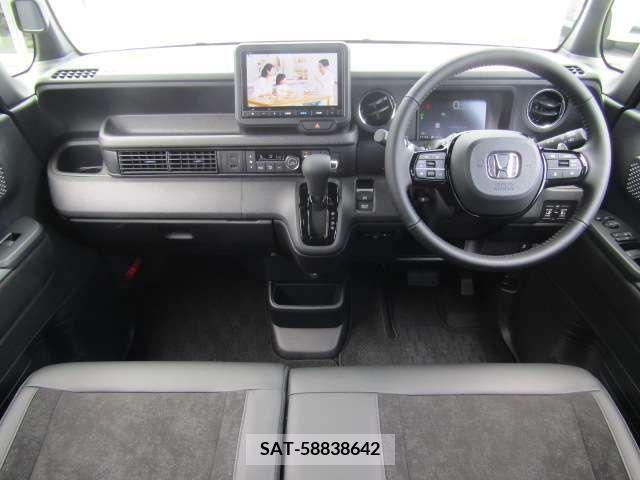 Honda N BOX CUSTOM 2024-04 307542-11
