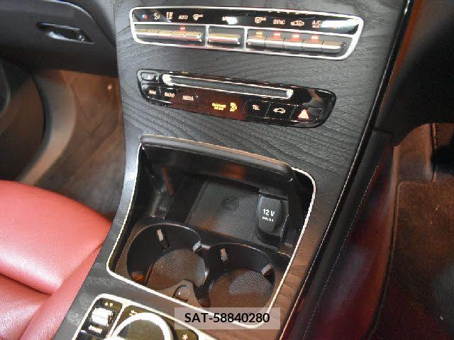 Amg C-CLASS 2018-11 242765-11