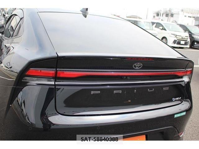 Toyota PRIUS 2023-06 366684-13