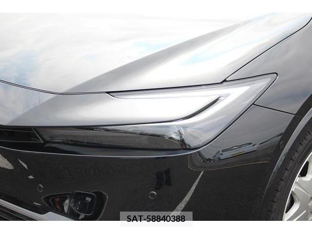 Toyota PRIUS 2023-06 366684-12